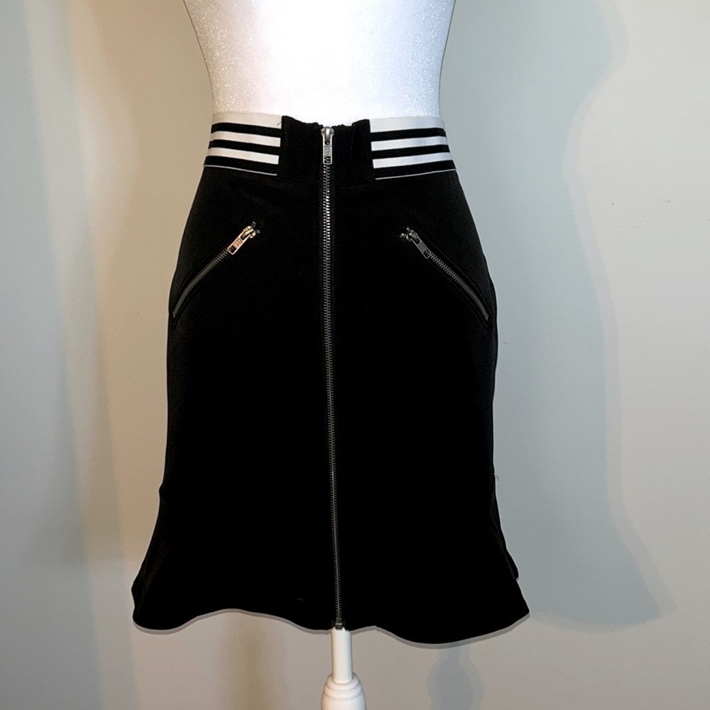 NWT Yigal x Aqua Zipper Skirt Size Medium